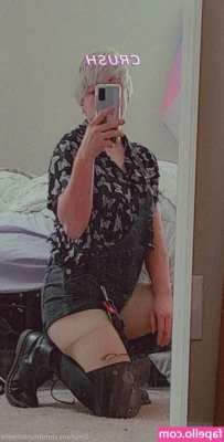 munncheeze - Bathroom mirror pic