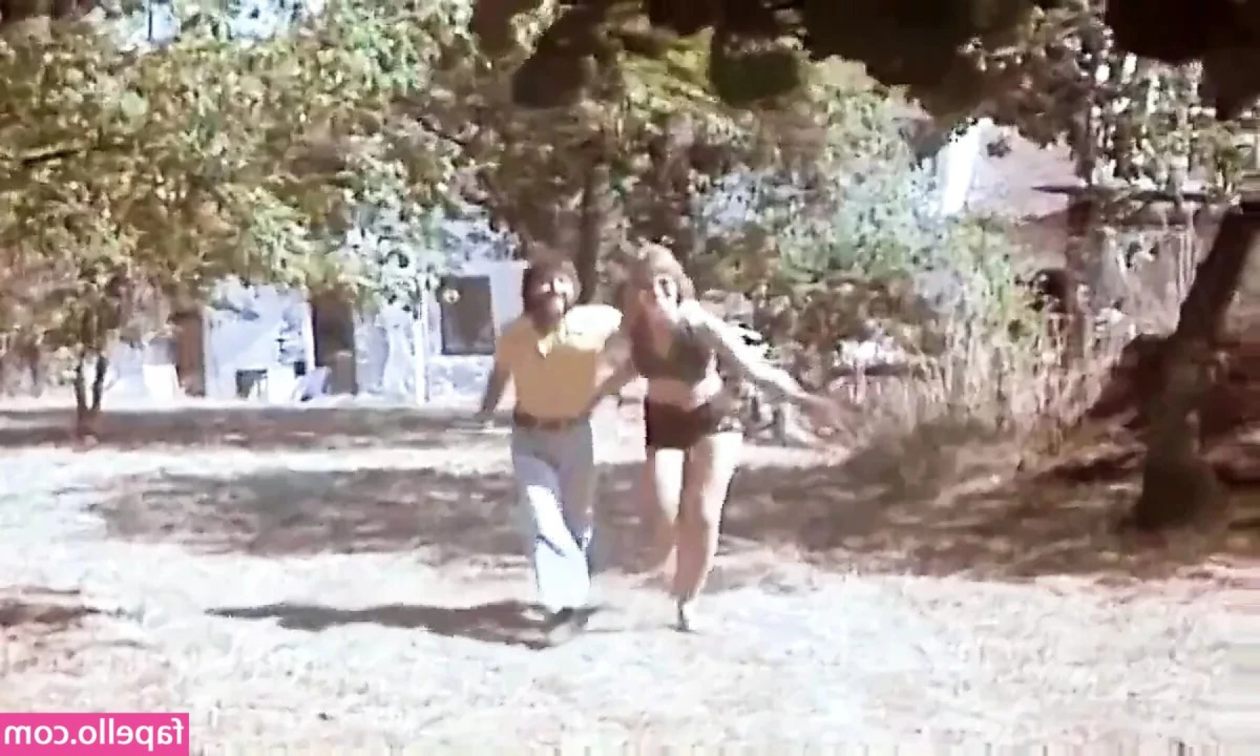 Erikafrias - Going live at 7:30 on my FREE page tonight! @merrickdevillexx  An