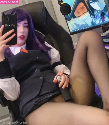 Vampiregf - Cum On My Face   Go on then spurt your spunk and empty your bollock