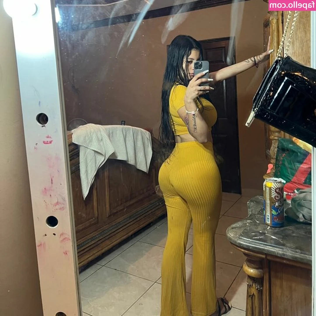 Karla Barcenas [ karla-barcenas ] - I told em to make himself useful