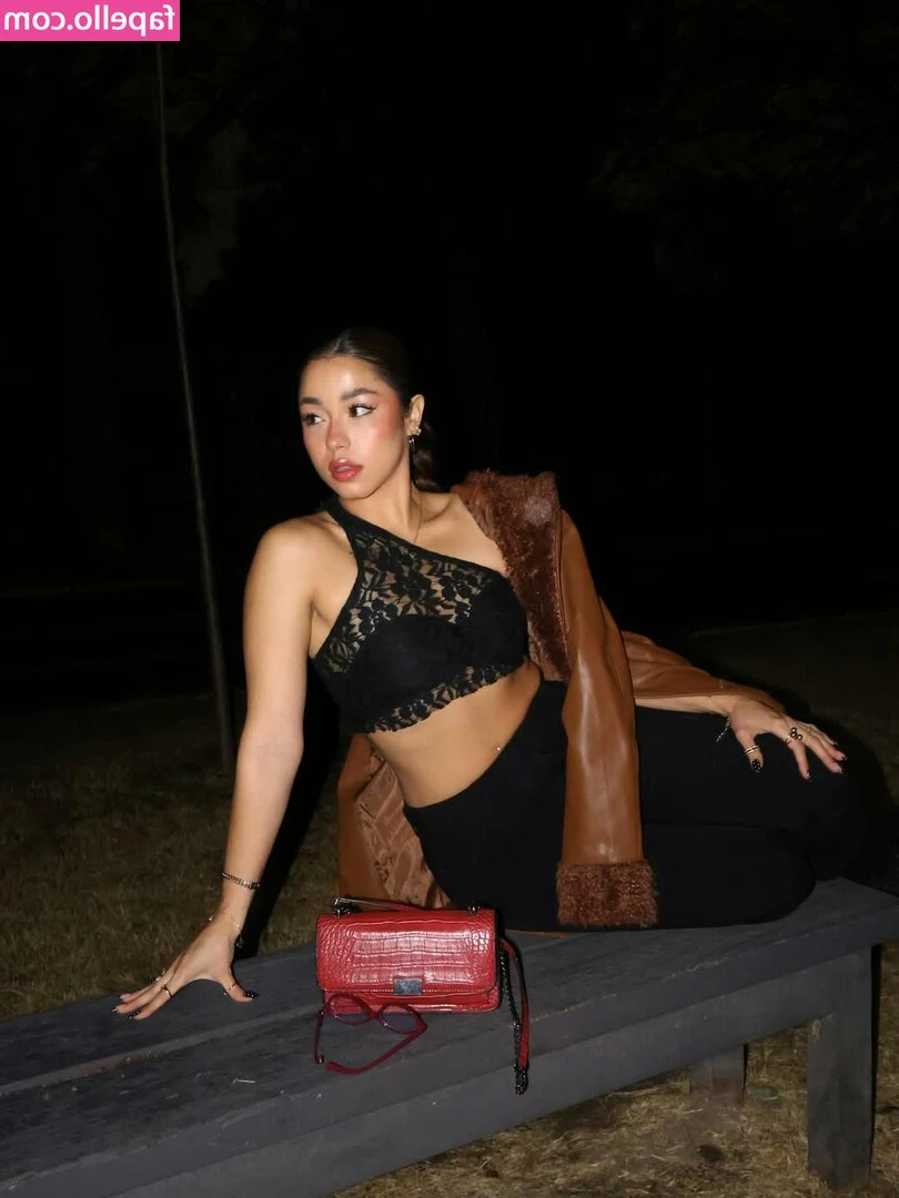 Valeria Madrigal [ valeria-madrigal ] - Sweet dreams everyone! I had a few busy days but looking forward to a