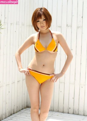 Tsubasa Amami [ tsubasa-amami ] - I know you wanna see these juicy tatas bounce around your phone