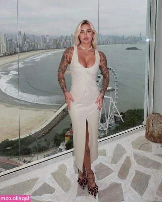Bruna Rotta [ bruna-rotta ] - there’s a free riding vid below this post on my page like it so i