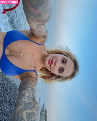 Bruna Rotta [ bruna-rotta ] - New Years Special - 1080p - 15 minute deepthroat from my live show