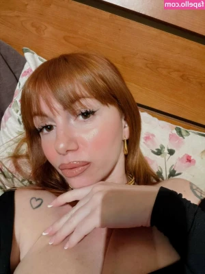Giovanna Romeo [ giovanna-romeo ] - Message me if you’re on and horny😈
