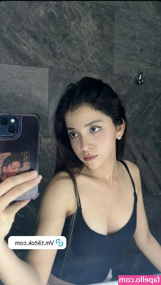 Georgi.meow [ georgi-meow ] - Touch me if you dare—I'm waiting for you.