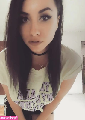 Bunnygirl [ bunnygirl-6 ] - does the puppy need pets? ❤️