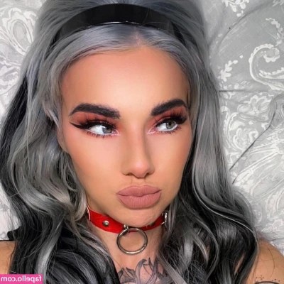Hannah Taylor [ hannah-taylor ] - Yess baby 🍭 my ass is growing up 👅 tasty fat...