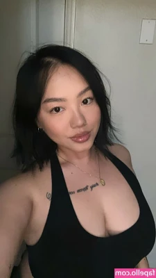 Valentine Thao [ valentine-thao ] - OMG... I Fucking Love Getting Facials <3 ;)