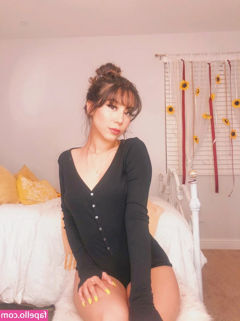 Cierra.Revilla [ cierra-revilla ] - Still half asleep 😴