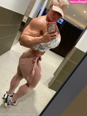 aleeshayoung - Taking it off for you❤ 😉🔥  Spicy ppv going out today into the