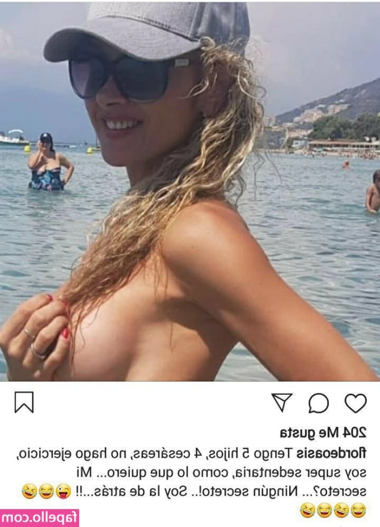 Fernanda Tapia [ fernanda-tapia ] - Immagina così  la tua porca a 90  un bel completino in latex e dei