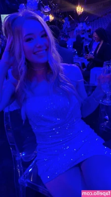 Lynzie Fulton [ lynzie-fulton ] - 𝘐𝘧 𝘮𝘺 𝘣𝘰𝘥𝘺 𝘪𝘴 60% 𝘸𝘢𝘵𝘦𝘳,