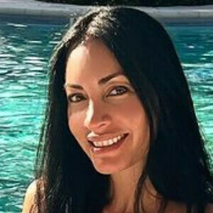 Karina Mora
