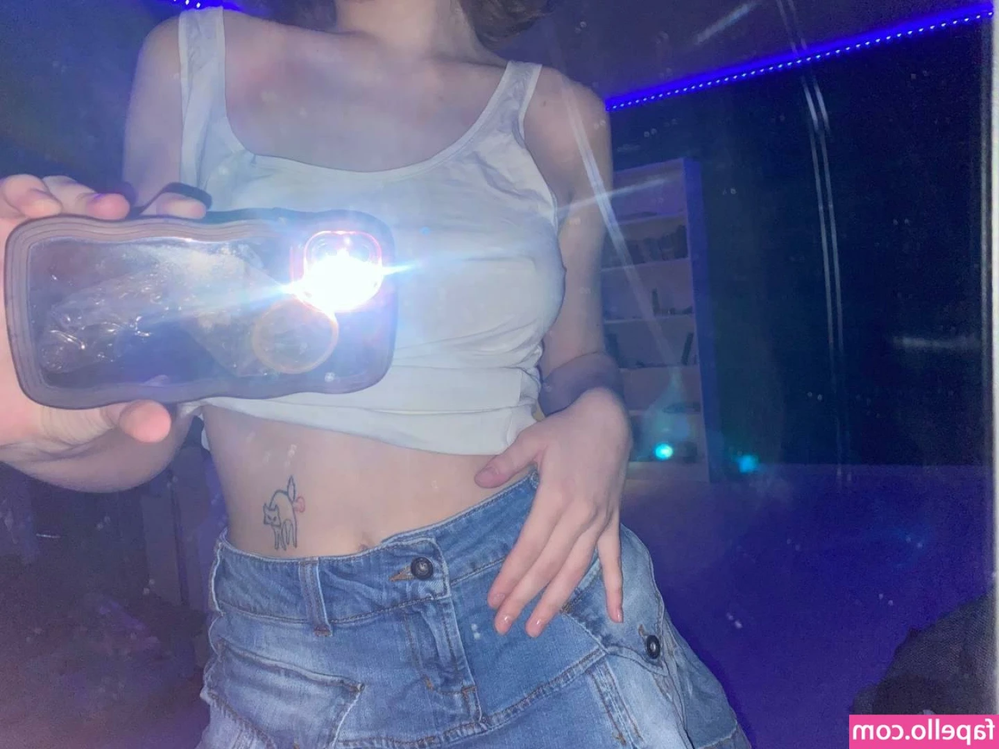 Karen_Jeff [ karen-jeff ] - ⚠️⚠️🥵. I THINK THERE WILL BE A LOT OF OIL ON MY PAGE NOW