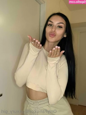 katanacat - Just a handful