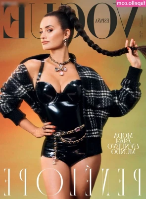 Penélope Cruz [ penlope-cruz ] - 1x1 zoom calls anybody😊 ? Dm me, let’s talk.. maybe dm $5 so I