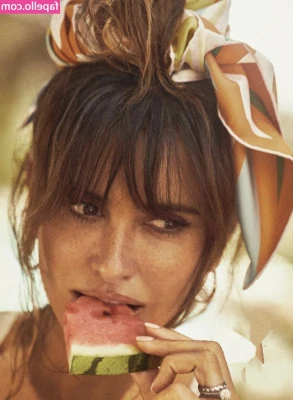 Penélope Cruz [ penlope-cruz ] - just posting this here until i take more content today. i got a