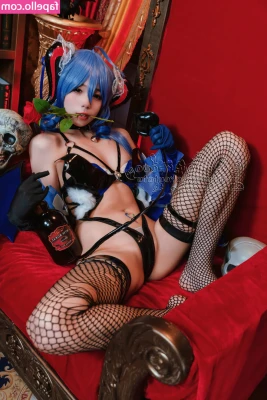 Yaokoututu - Can I please have backshots papi? 😈