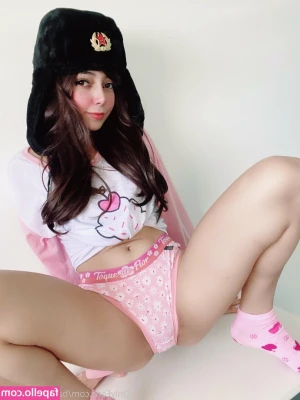 BabyCaroline - Aliens sure know how to breed cute puppy girls~💚 🛸