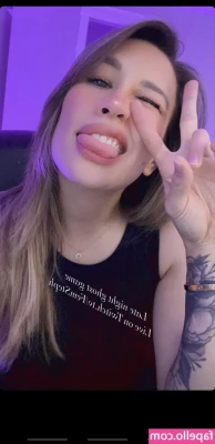 Femsteph - Morning warm up with ass .