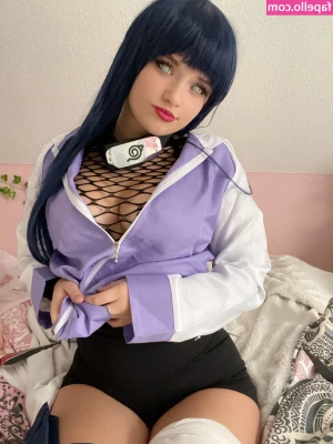 Avygenki - Kijk hoe ik je pijp en daarna je lul in mijn kontje 💦💦🥵🍆 part 1