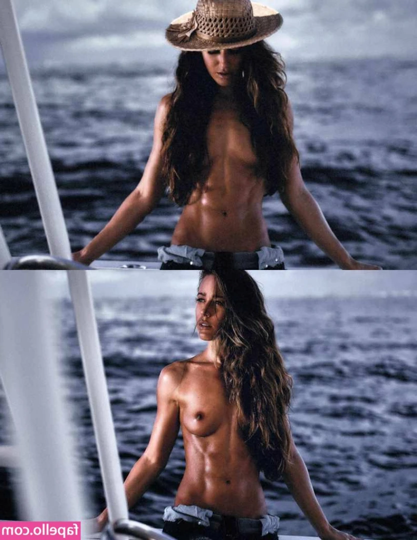 Valentina Lequeux [ valentina-lequeux-1 ] - Another messy pic