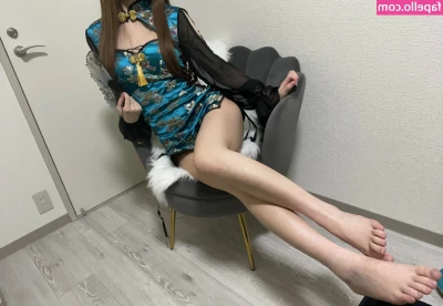 honda_poko [ honda-poko ] - Can I be your XMas tree? Just let me sit in a corner when you have