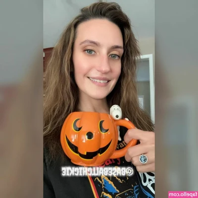 baseballchickie - Getting my eye exam and then later today shooting some sexy solo