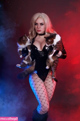 Alicecosplay - Sunday Fun Day for us, babe!