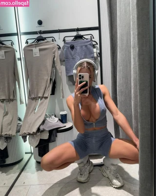 Summerlovesummerl - Don't forget I'm offering a sexy custom video and the pair of panties