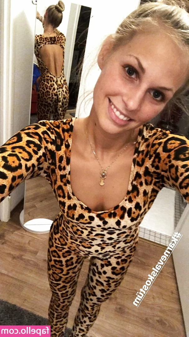 Caroline Noeding [ caroline-noeding ] - Im up waiting to have some fun tonight!