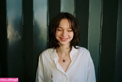 Emma Myers [ emma-myers ] - I have some medical problems🤒I will be absent today and tomorrow!