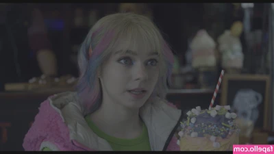 Emma Myers [ emma-myers ] - What is everyone doing this weekend!?