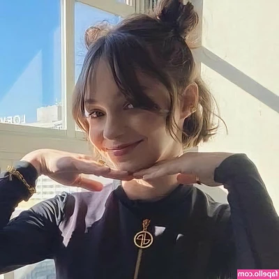 Emma Myers [ emma-myers ] - Sometimes I forget how much I love masturbating 😅🥵