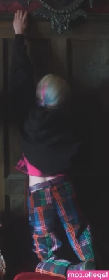 Emma Myers [ emma-myers ] - Feelin cocky. Drool for me, I like it.