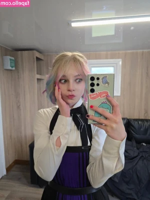 Emma Myers [ emma-myers ] - Have you seen my cleaning tease yet?