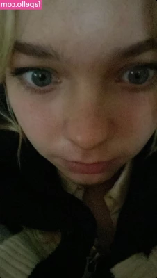Emma Myers [ emma-myers ] - are you into squeezing? 🤭