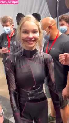 Emma Myers [ emma-myers ] - 𝐂𝐑𝐀𝐙𝐈𝐄𝐒𝐓 𝐃𝐄𝐀𝐋 😎 Tip $6 for 5