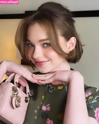 Emma Myers [ emma-myers ] - This is My elated joy face from unwinding every muscle and every