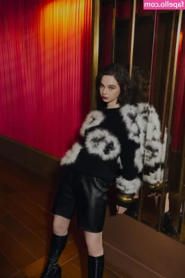 Emma Myers [ emma-myers ] - we're waiting for you Daddy! 💦 @karleegrey