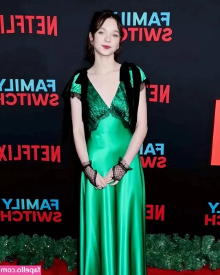 Emma Myers [ emma-myers ] - Morning my lovelies, want me to back it up? Xxx