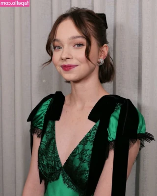 Emma Myers [ emma-myers ] - This just felt right :)