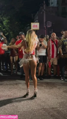 Bruna Griphao [ bruna-griphao ] - I love it when you can't get Me off your mind I'm your greatest
