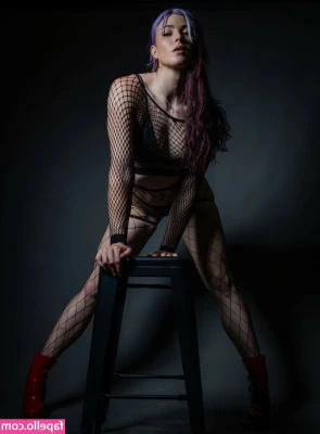 Lena Kross [ lena-kross ] - its GAME TIME!! 🫦