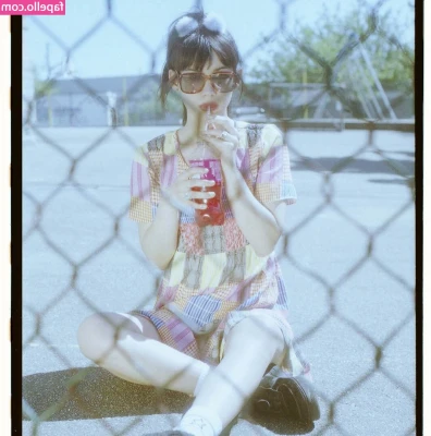 Hannah Marks [ hannah-marks ] - 😩 nipples were little in 2015