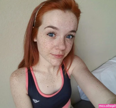 Sodakite - BRAND NEW CONTENT dropping right now in the DM's!! A hot 3 girl