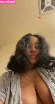 Mandaavision - late night jerking session... i could only last 6 minutes before