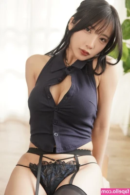 Yuno Mizusawa [ yuno-mizusawa-1 ] - Take a picture, it will last longer