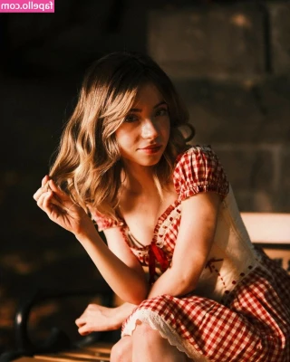 cey_lazuli [ cey-lazuli ] - Do you want more BTS from this shoot?  Let's hit the goal and I will